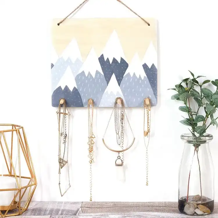 Mountain Jewellery Holder craft activity