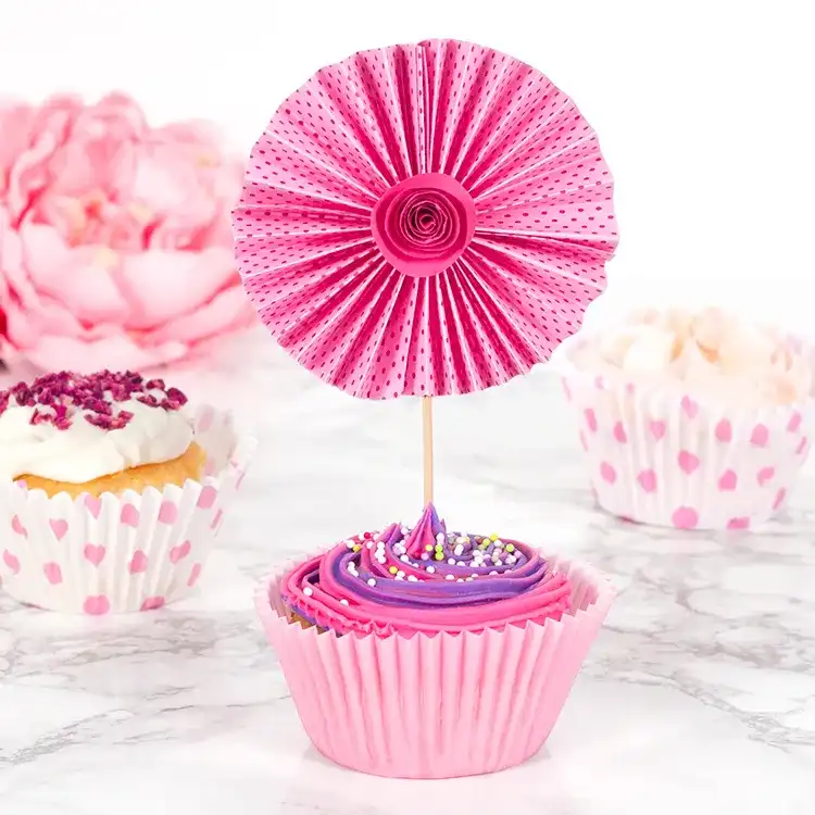 Fan Cupcake Topper craft activity