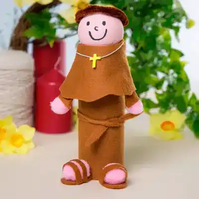 St. David Mascot craft activity