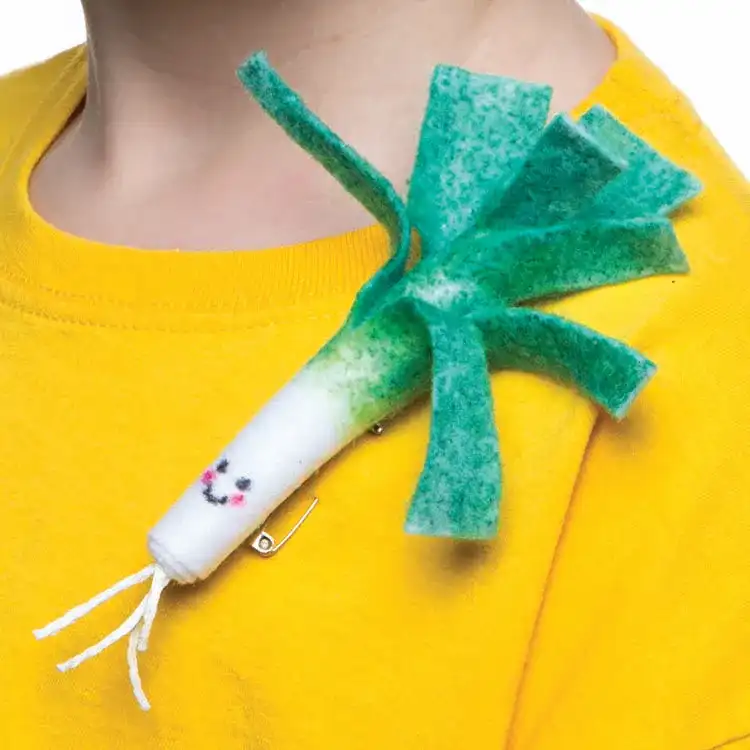 Felt Leek Brooch craft activity