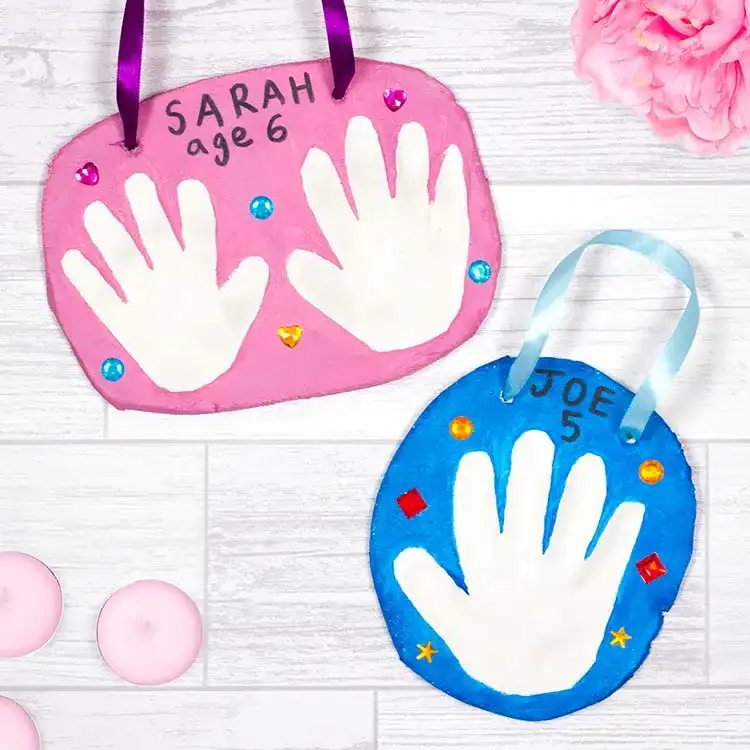 Handprint Plaque craft activity