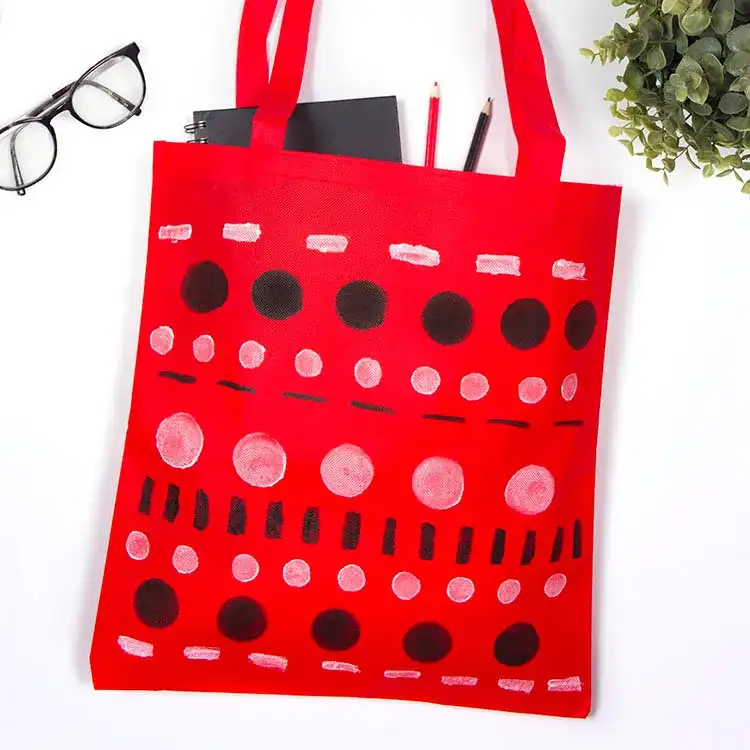 Sponge Dabber Printed Bag craft activity