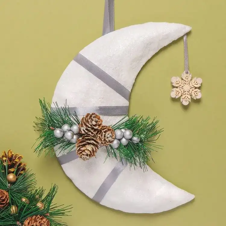 Winter Moon Wreath craft activity