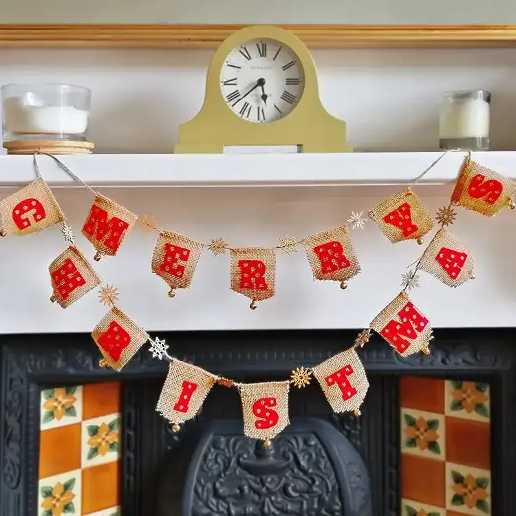 Mini Hessian Christmas Garland craft activity