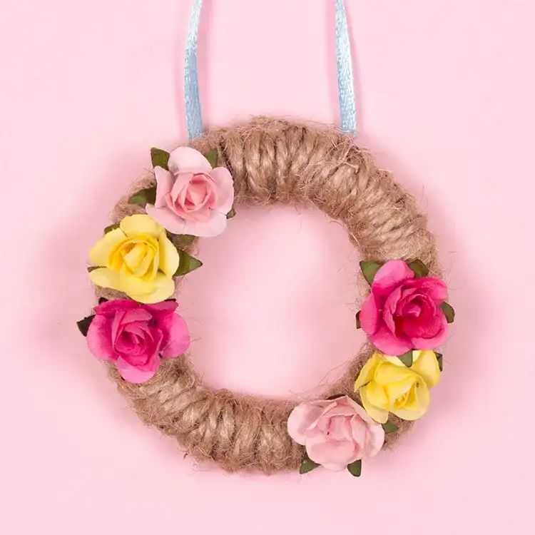Mini Spring Wreath craft activity