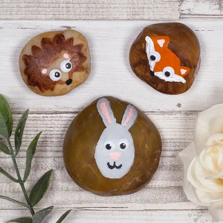 Woodland Animal Stones craft activity
