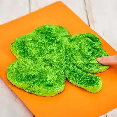 Shamrock Puffy Painting Picture craft activity