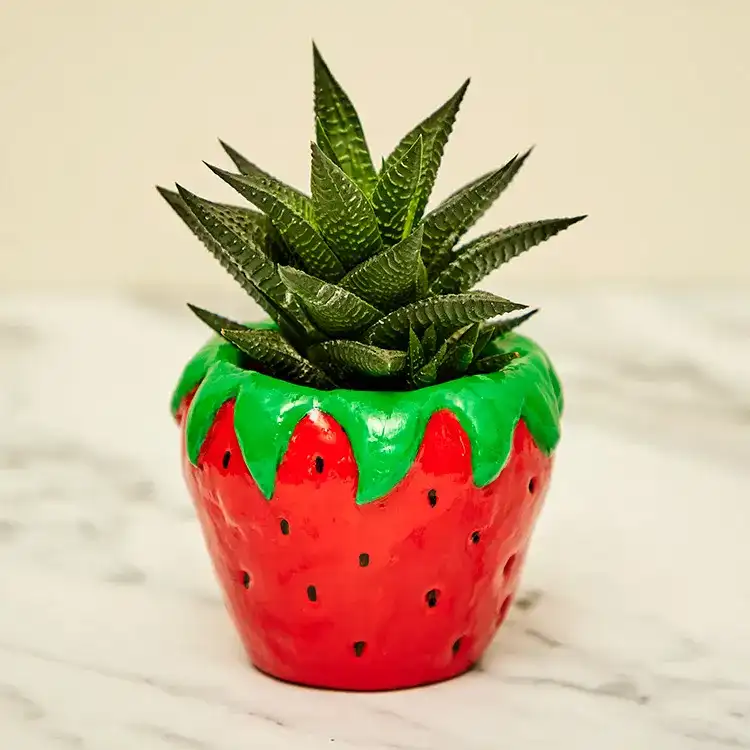 Strawberry Pot craft activity