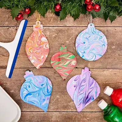 Shaving Foam Marbling Baubles