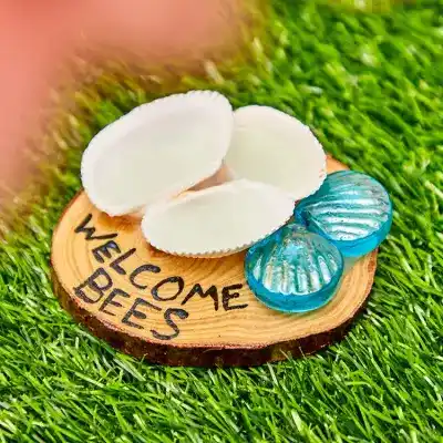 Bee Water Cups craft activity