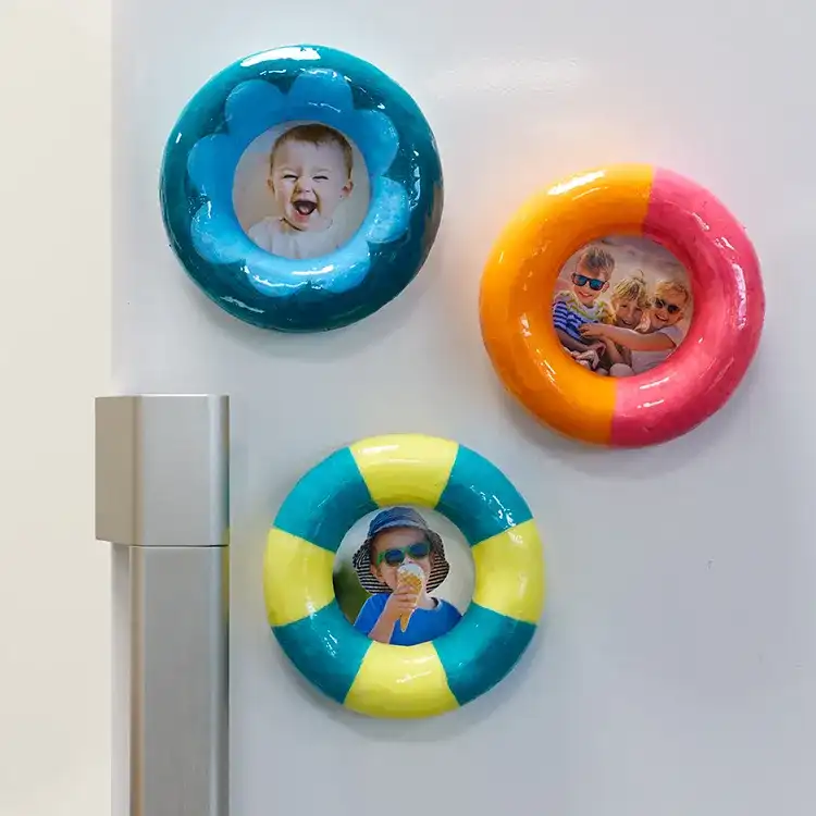Summer Photo Frame Magnets craft activity