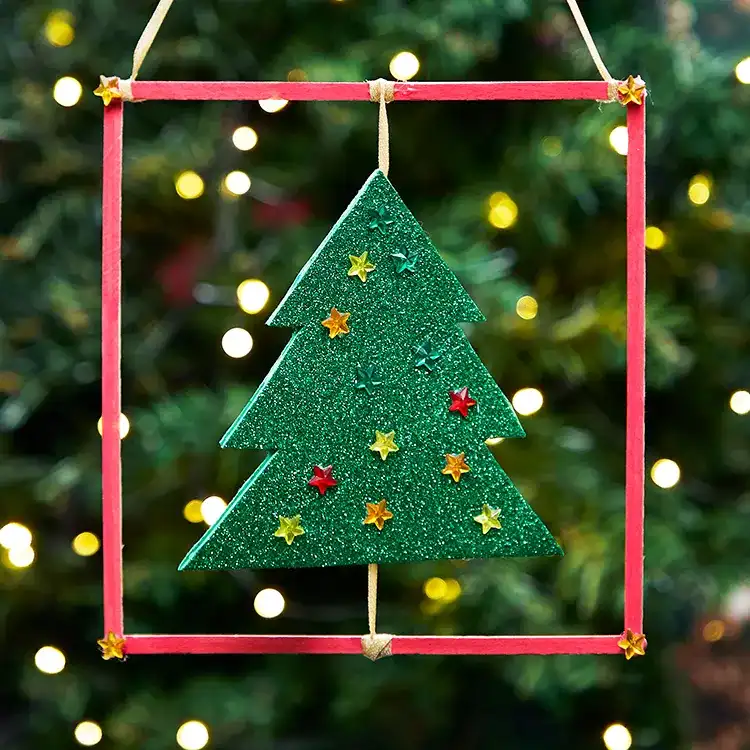 Spinning Festive Frame craft activity